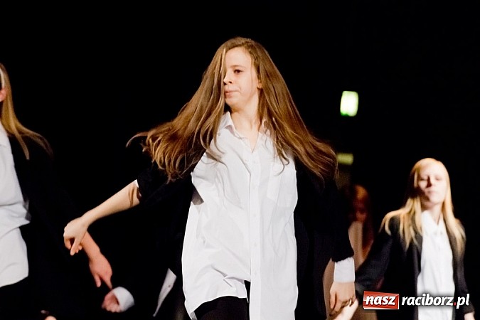 Zdjęcie w galerii na portalu naszraciborz.pl: Michael Jackson Forever hitem Wielkiej Orkiestry wiadomości z regionu