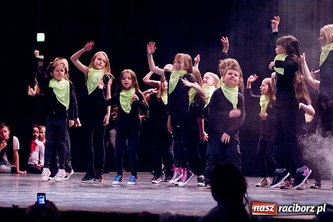 Zdjęcie w galerii na portalu naszraciborz.pl: Michael Jackson Forever hitem Wielkiej Orkiestry wiadomości z regionu