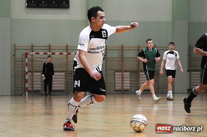 Zdjęcie w galerii na portalu naszraciborz.pl: Niedzielne emocje w HLPN wiadomości z regionu