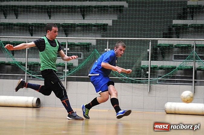 Zdjęcie w galerii na portalu naszraciborz.pl: Niedzielne emocje w HLPN wiadomości z regionu