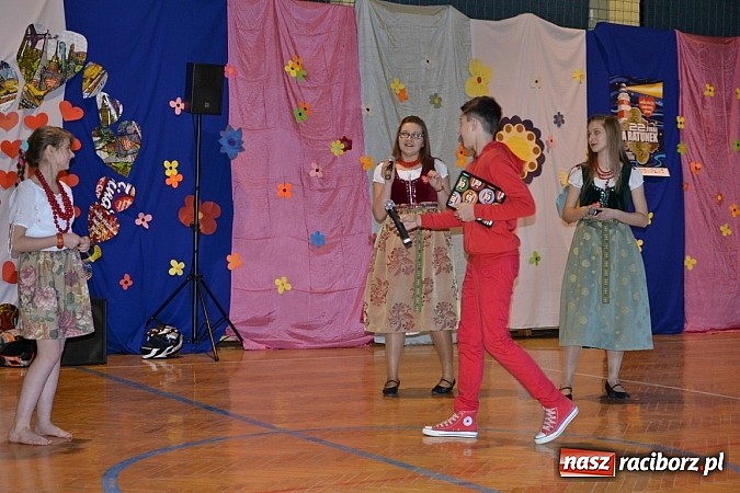 Zdjęcie w galerii na portalu naszraciborz.pl: Wielka Orkiestra Świątecznej Pomocy zagrała w Chałupkach wiadomości z regionu