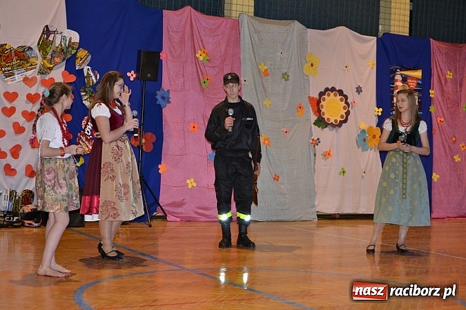 Zdjęcie w galerii na portalu naszraciborz.pl: Wielka Orkiestra Świątecznej Pomocy zagrała w Chałupkach wiadomości z regionu