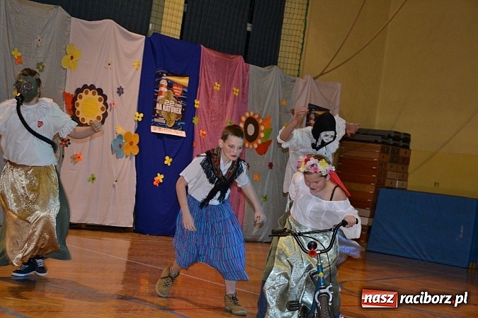 Zdjęcie w galerii na portalu naszraciborz.pl: Wielka Orkiestra Świątecznej Pomocy zagrała w Chałupkach wiadomości z regionu