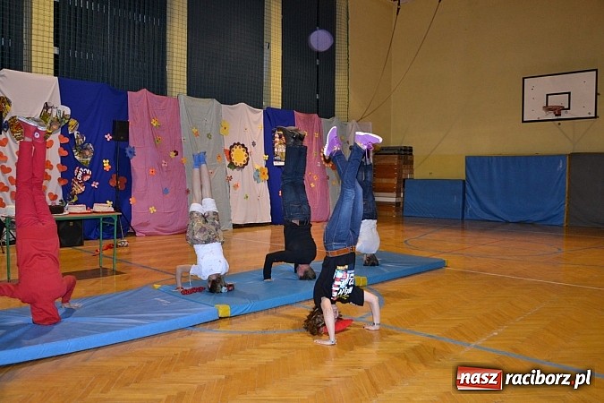 Zdjęcie w galerii na portalu naszraciborz.pl: Wielka Orkiestra Świątecznej Pomocy zagrała w Chałupkach wiadomości z regionu
