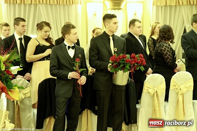 Zdjęcie w galerii na portalu naszraciborz.pl: Studniówkowe szaleństwo mistrzów sportu wiadomości z regionu