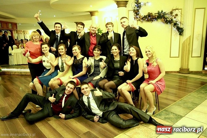 Zdjęcie w galerii na portalu naszraciborz.pl: Studniówkowe szaleństwo mistrzów sportu wiadomości z regionu