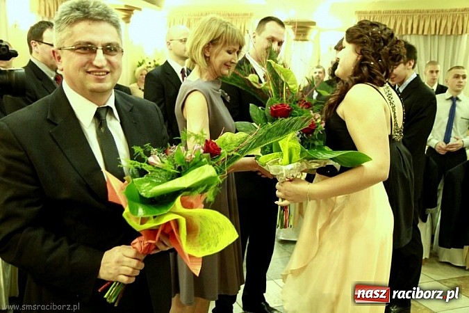 Zdjęcie w galerii na portalu naszraciborz.pl: Studniówkowe szaleństwo mistrzów sportu wiadomości z regionu