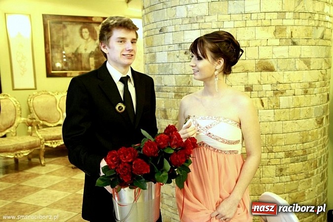 Zdjęcie w galerii na portalu naszraciborz.pl: Studniówkowe szaleństwo mistrzów sportu wiadomości z regionu