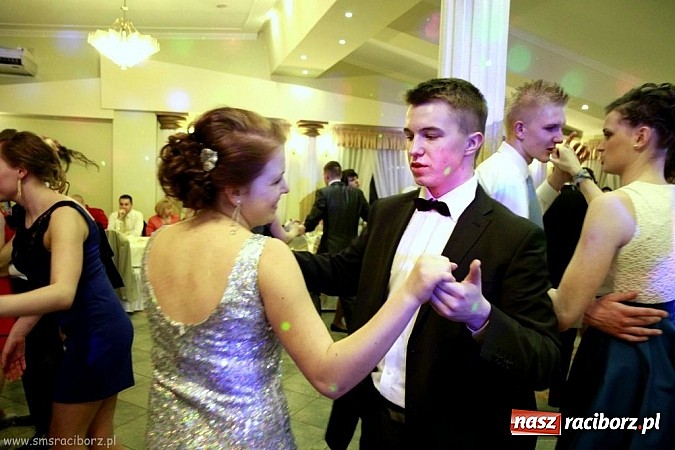 Zdjęcie w galerii na portalu naszraciborz.pl: Studniówkowe szaleństwo mistrzów sportu wiadomości z regionu