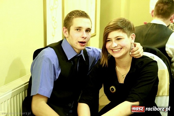 Zdjęcie w galerii na portalu naszraciborz.pl: Studniówkowe szaleństwo mistrzów sportu wiadomości z regionu