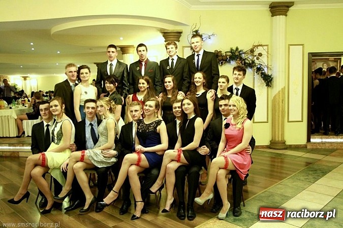 Zdjęcie w galerii na portalu naszraciborz.pl: Studniówkowe szaleństwo mistrzów sportu wiadomości z regionu