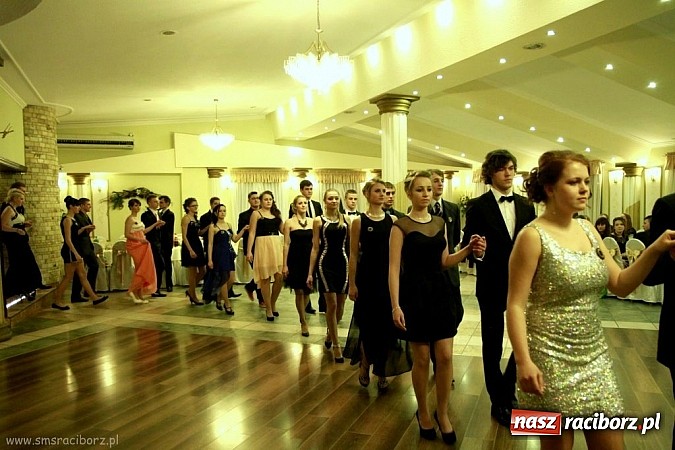 Zdjęcie w galerii na portalu naszraciborz.pl: Studniówkowe szaleństwo mistrzów sportu wiadomości z regionu