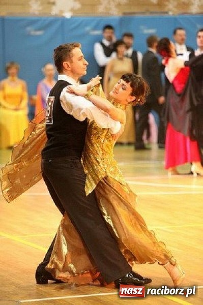 Zdjęcie w galerii na portalu naszraciborz.pl: Poczuj się pewnie na parkiecie dzięki lekcjom tańca w Studio Tańca La Fiesta wiadomości z regionu