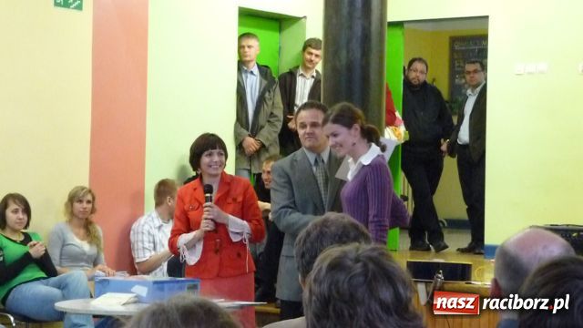 Zdjęcie w galerii na portalu naszraciborz.pl: Finał II Konkursu Biblijnego wiadomości z regionu