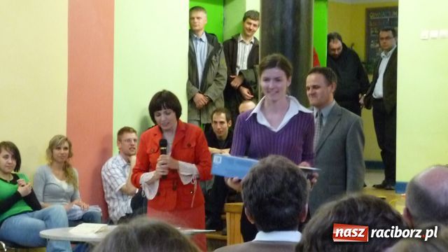 Zdjęcie w galerii na portalu naszraciborz.pl: Finał II Konkursu Biblijnego wiadomości z regionu