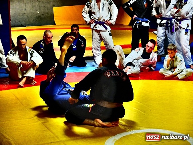 Zdjęcie w galerii na portalu naszraciborz.pl: Maciej SMS Kozak w Łamatorze wiadomości z regionu