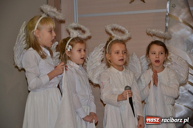 Zdjęcie w galerii na portalu naszraciborz.pl: Przegląd Przedstawień Bożonarodzeniowych w tworkowskim Centrum Kultury wiadomości z regionu