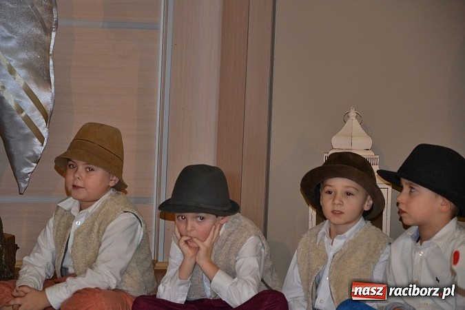 Zdjęcie w galerii na portalu naszraciborz.pl: Przegląd Przedstawień Bożonarodzeniowych w tworkowskim Centrum Kultury wiadomości z regionu