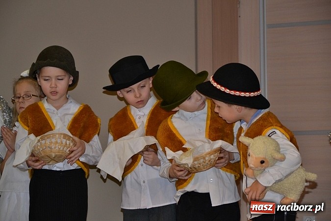 Zdjęcie w galerii na portalu naszraciborz.pl: Przegląd Przedstawień Bożonarodzeniowych w tworkowskim Centrum Kultury wiadomości z regionu