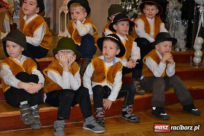 Zdjęcie w galerii na portalu naszraciborz.pl: Przegląd Przedstawień Bożonarodzeniowych w tworkowskim Centrum Kultury wiadomości z regionu