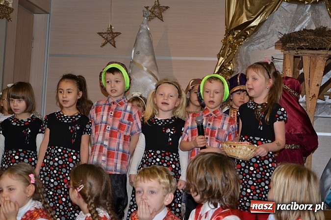 Zdjęcie w galerii na portalu naszraciborz.pl: Przegląd Przedstawień Bożonarodzeniowych w tworkowskim Centrum Kultury wiadomości z regionu