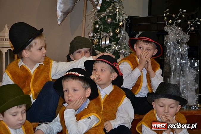 Zdjęcie w galerii na portalu naszraciborz.pl: Przegląd Przedstawień Bożonarodzeniowych w tworkowskim Centrum Kultury wiadomości z regionu
