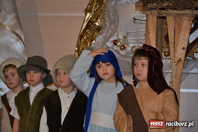 Zdjęcie w galerii na portalu naszraciborz.pl: Przegląd Przedstawień Bożonarodzeniowych w tworkowskim Centrum Kultury wiadomości z regionu