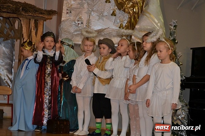 Zdjęcie w galerii na portalu naszraciborz.pl: Przegląd Przedstawień Bożonarodzeniowych w tworkowskim Centrum Kultury wiadomości z regionu