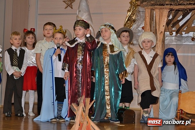 Zdjęcie w galerii na portalu naszraciborz.pl: Przegląd Przedstawień Bożonarodzeniowych w tworkowskim Centrum Kultury wiadomości z regionu