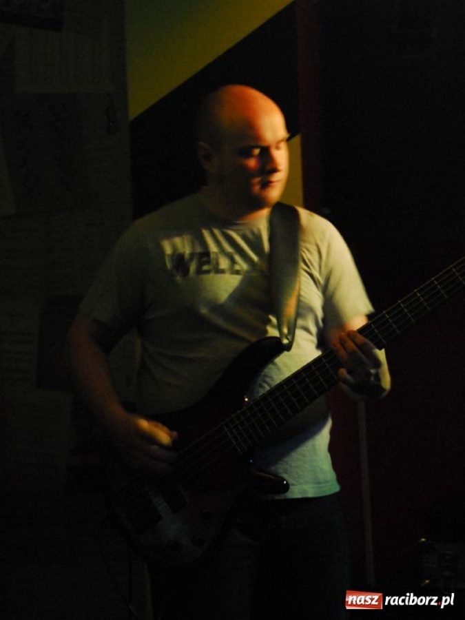 Zdjęcie w galerii na portalu naszraciborz.pl: Magiel towarzyski wiadomości z regionu