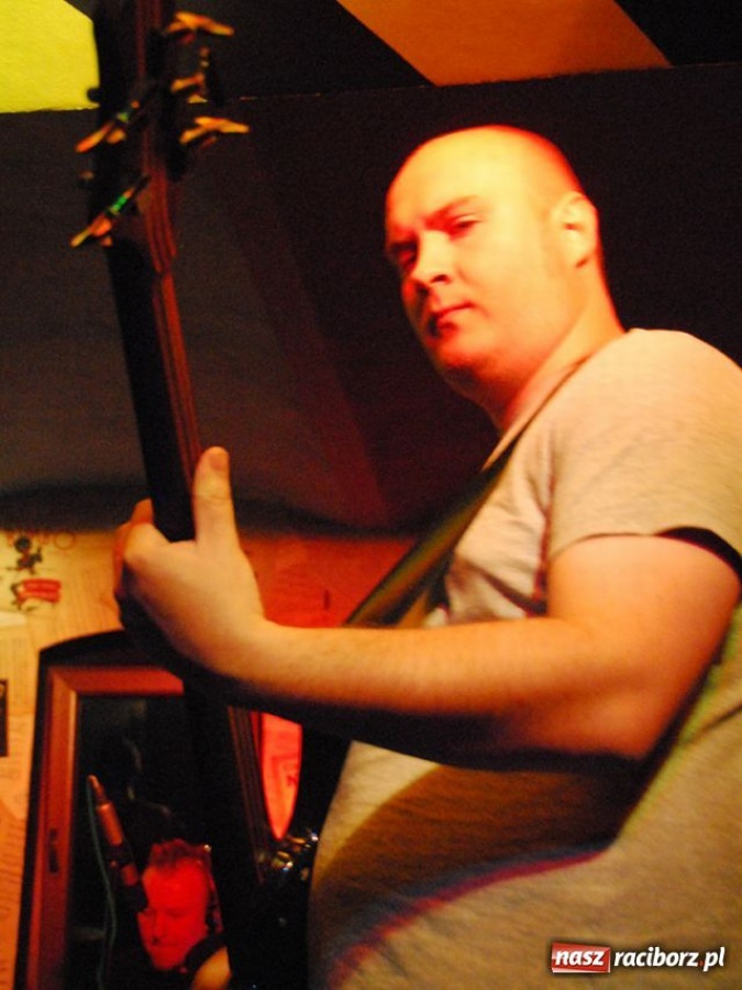 Zdjęcie w galerii na portalu naszraciborz.pl: Magiel towarzyski wiadomości z regionu