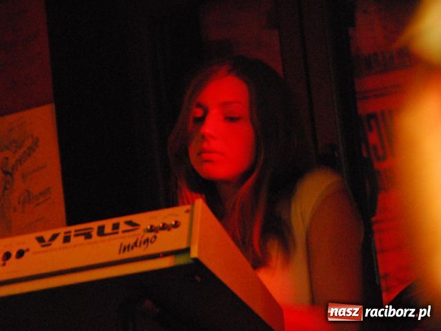 Zdjęcie w galerii na portalu naszraciborz.pl: Magiel towarzyski wiadomości z regionu