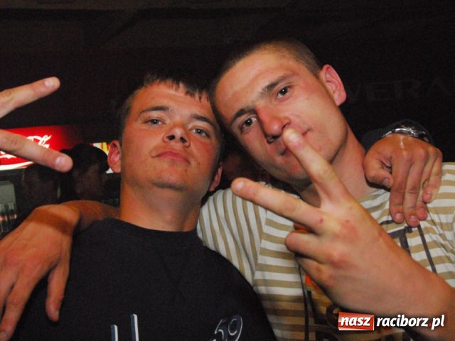 Zdjęcie w galerii na portalu naszraciborz.pl: Magiel towarzyski wiadomości z regionu