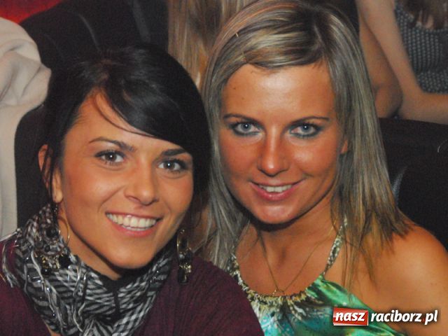 Zdjęcie w galerii na portalu naszraciborz.pl: Magiel towarzyski wiadomości z regionu