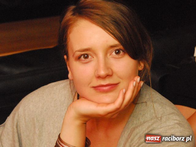 Zdjęcie w galerii na portalu naszraciborz.pl: Magiel towarzyski wiadomości z regionu