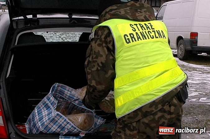 Zdjęcie w galerii na portalu naszraciborz.pl: 28 kg tytoniu zatrzymała Straż Graniczna wiadomości z regionu