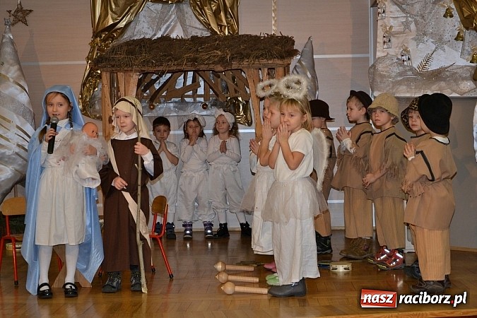 Zdjęcie w galerii na portalu naszraciborz.pl: Świątecznie w tworkowskim Centrum Kultury wiadomości z regionu