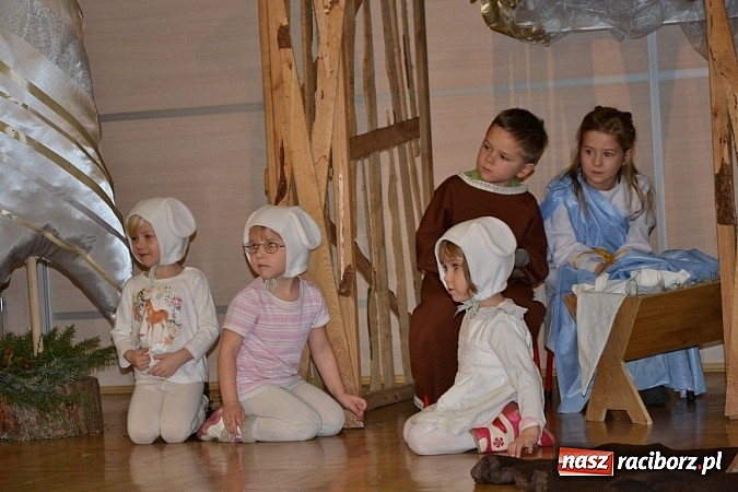 Zdjęcie w galerii na portalu naszraciborz.pl: Świątecznie w tworkowskim Centrum Kultury wiadomości z regionu