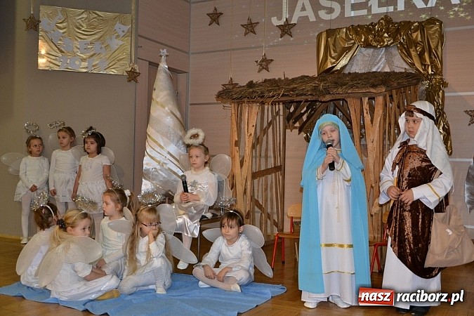 Zdjęcie w galerii na portalu naszraciborz.pl: Świątecznie w tworkowskim Centrum Kultury wiadomości z regionu