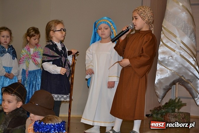 Zdjęcie w galerii na portalu naszraciborz.pl: Świątecznie w tworkowskim Centrum Kultury wiadomości z regionu
