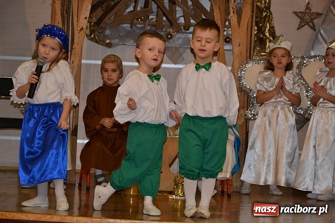 Zdjęcie w galerii na portalu naszraciborz.pl: Świątecznie w tworkowskim Centrum Kultury wiadomości z regionu