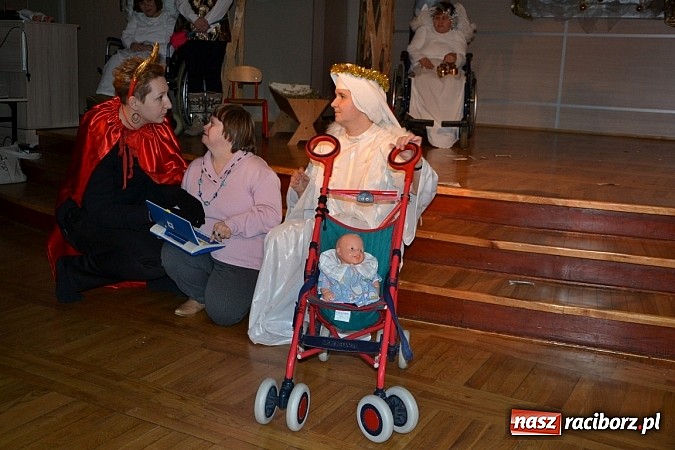 Zdjęcie w galerii na portalu naszraciborz.pl: Świątecznie w tworkowskim Centrum Kultury wiadomości z regionu