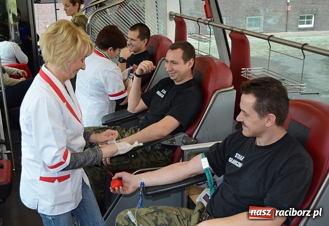 Zdjęcie w galerii na portalu naszraciborz.pl: Akcja zbiórki krwi w ŚMOSG wiadomości z regionu