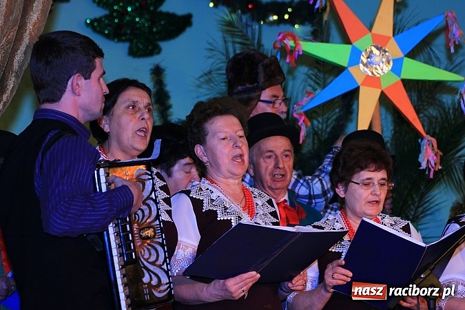 Zdjęcie w galerii na portalu naszraciborz.pl: Koncertowe kolędowanie w Domu Kultury w Kobyli wiadomości z regionu
