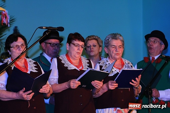 Zdjęcie w galerii na portalu naszraciborz.pl: Koncertowe kolędowanie w Domu Kultury w Kobyli wiadomości z regionu