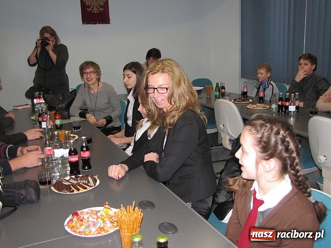 Zdjęcie w galerii na portalu naszraciborz.pl: Dom Dla Dzieci zebrał najwięcej plastikowych butelek wiadomości z regionu