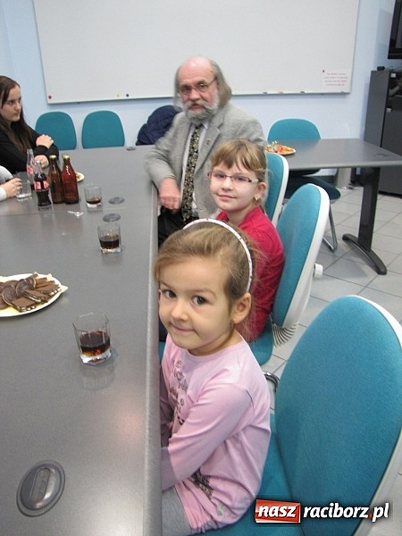 Zdjęcie w galerii na portalu naszraciborz.pl: Dom Dla Dzieci zebrał najwięcej plastikowych butelek wiadomości z regionu