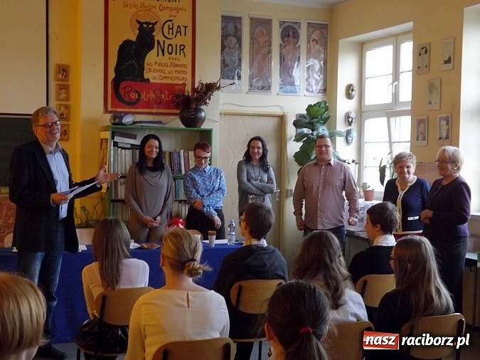 Zdjęcie w galerii na portalu naszraciborz.pl: Mickiewicz i Eichendorff wciąż żywi w II LO wiadomości z regionu