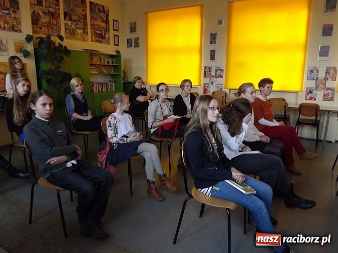 Zdjęcie w galerii na portalu naszraciborz.pl: Mickiewicz i Eichendorff wciąż żywi w II LO wiadomości z regionu