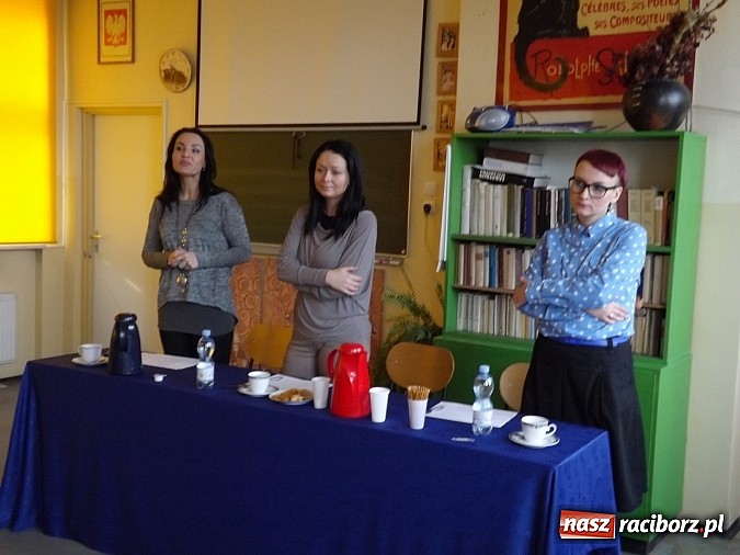 Zdjęcie w galerii na portalu naszraciborz.pl: Mickiewicz i Eichendorff wciąż żywi w II LO wiadomości z regionu